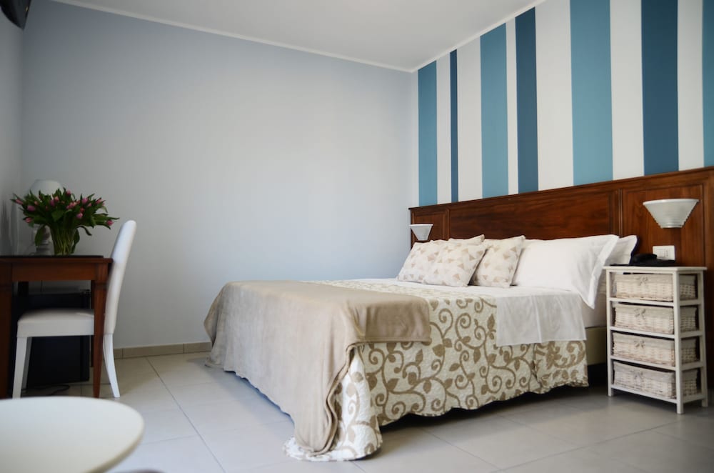 Hotel Giulio Cesare 13/43