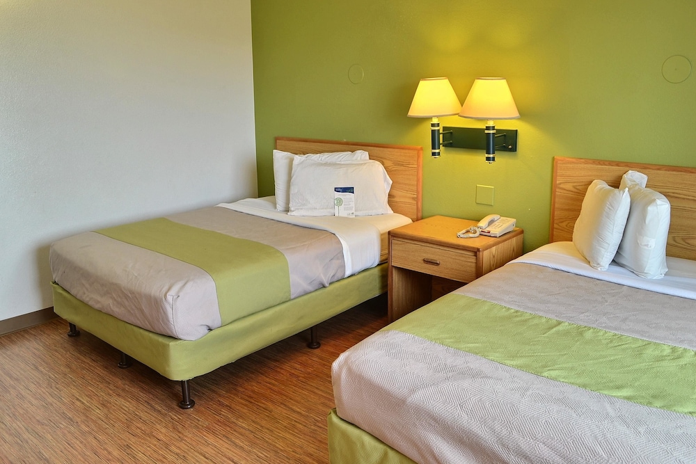 Motel6 Billings, MT - North 22/50