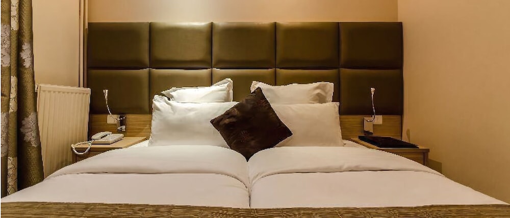 Hotel Riviera 31/50