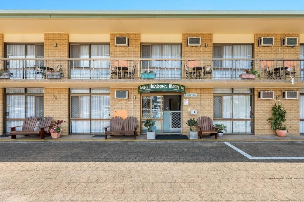 Tweed Harbour Motor Inn 50/57