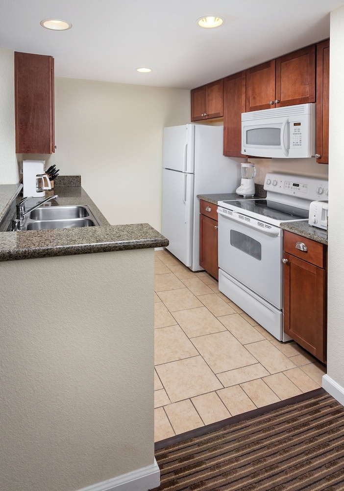 Club Wyndham Oceanside Pier Resort 29/39