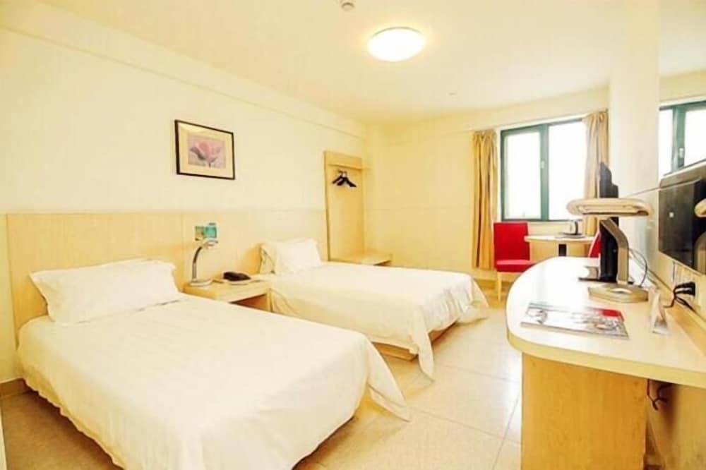 Jinjiang Inn Hainan Haikou Dongfengqiao 15/35