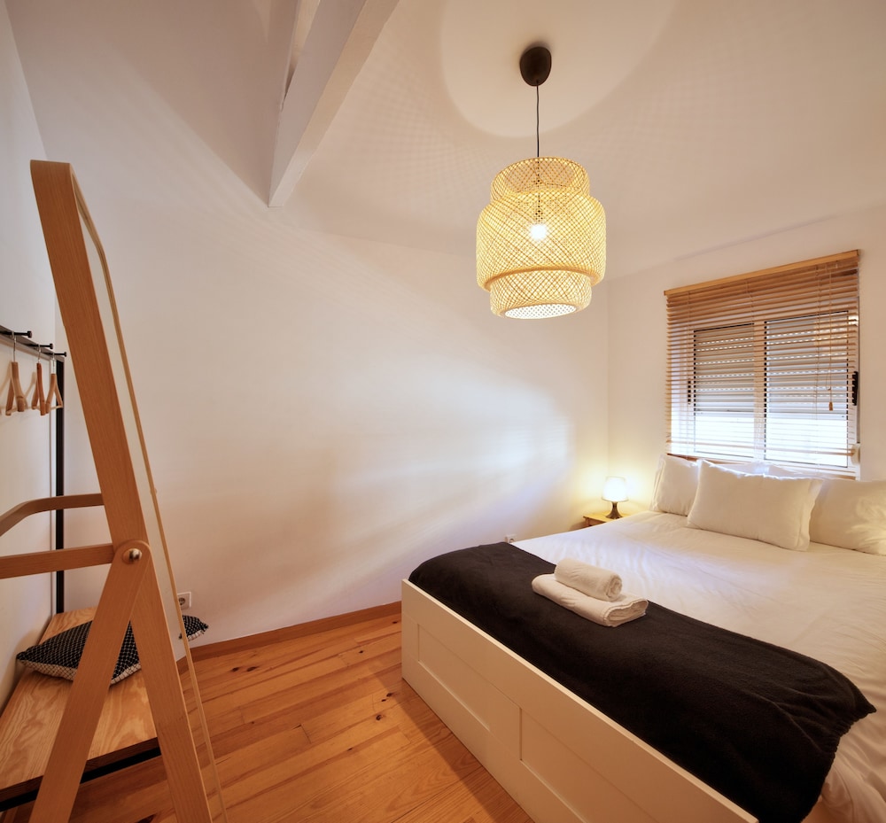 Aparthotel Oporto Entreparedes 43/77