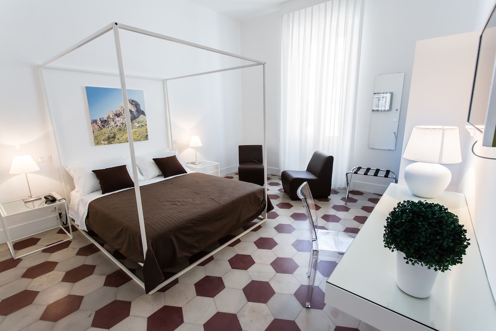 Rhegion B&B 12/40