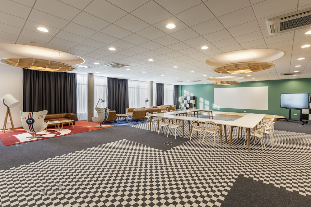 Ibis Styles Le Mans Sud Mulsanne 49/50