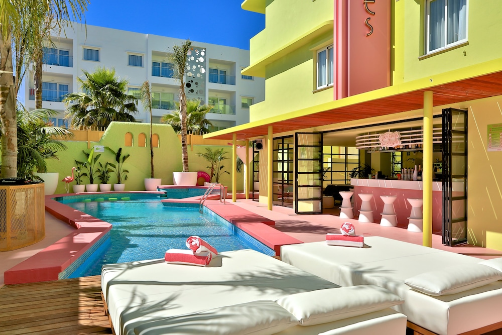 Tropicana Ibiza Coast Suites - Adults Only 38/50