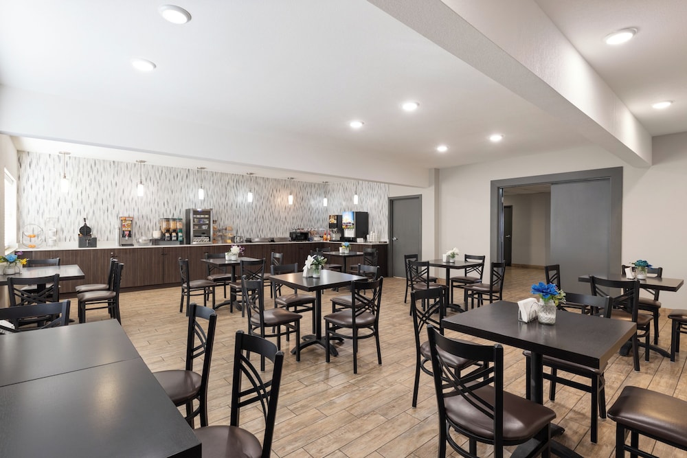 Baymont by Wyndham Moses Lake 33/48