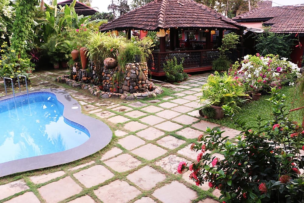 Kingstork Beach Resort 19/21
