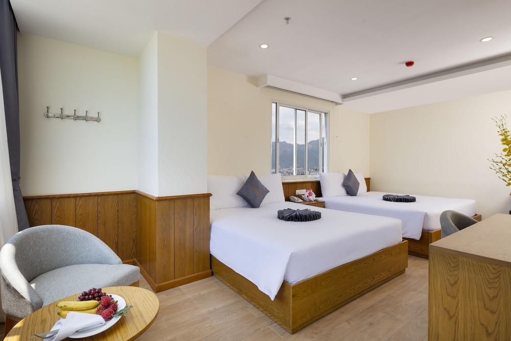 Quang Vinh Hotel 13/52