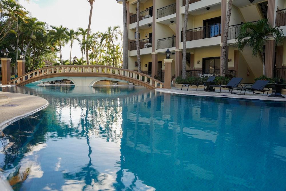 The MT Hotel Plaza Brisas 1/23