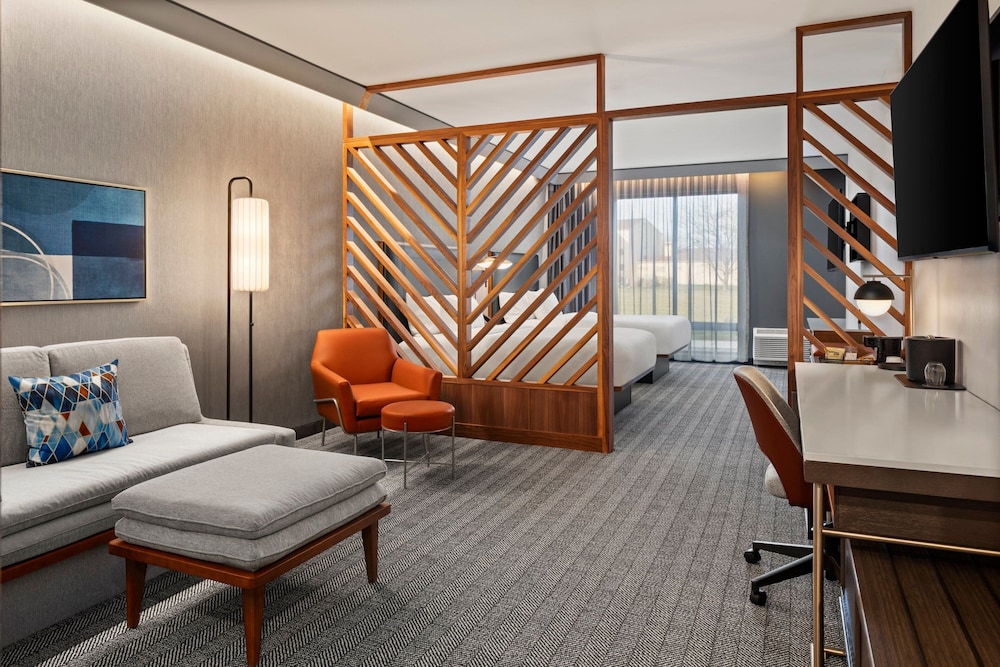 Courtyard by Marriott Bettendorf 12/20