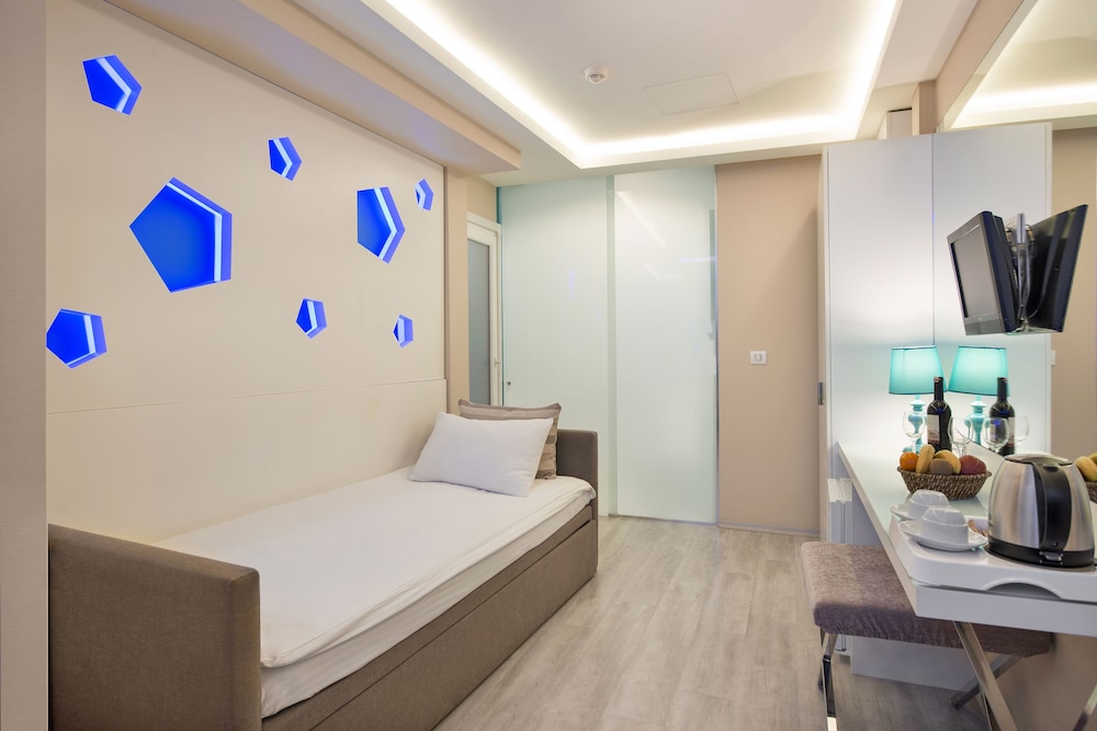 Evsen Hotel Adults Only 46/68