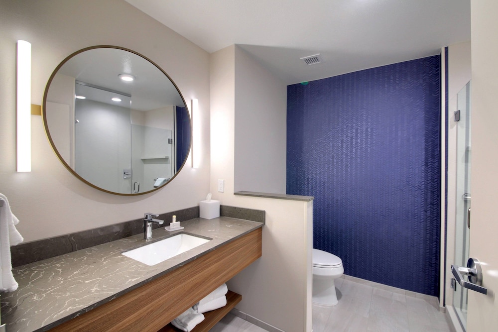 Fairfield Inn And Suites By Marriott Dallas Cedar Hill 19/42