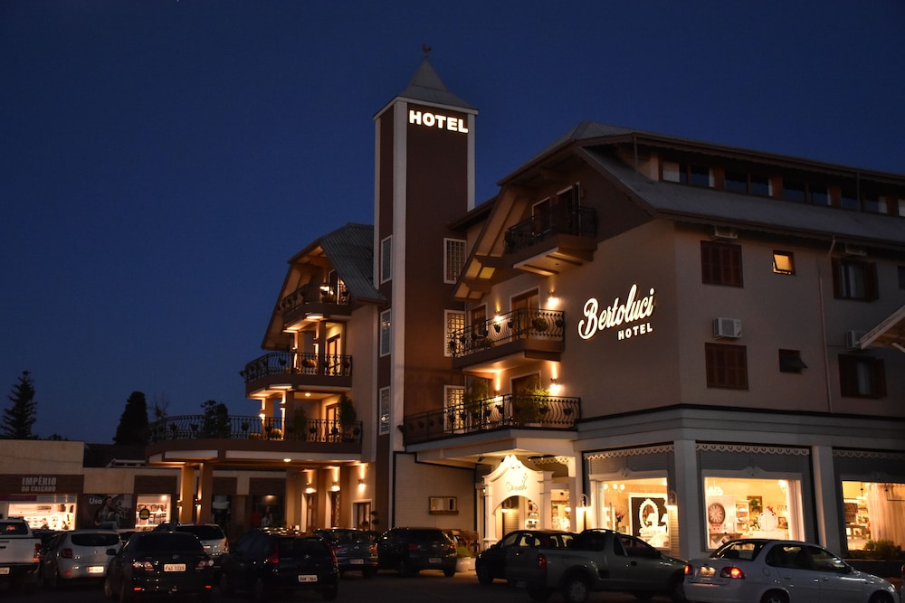 Hotel Bertoluci 2/69