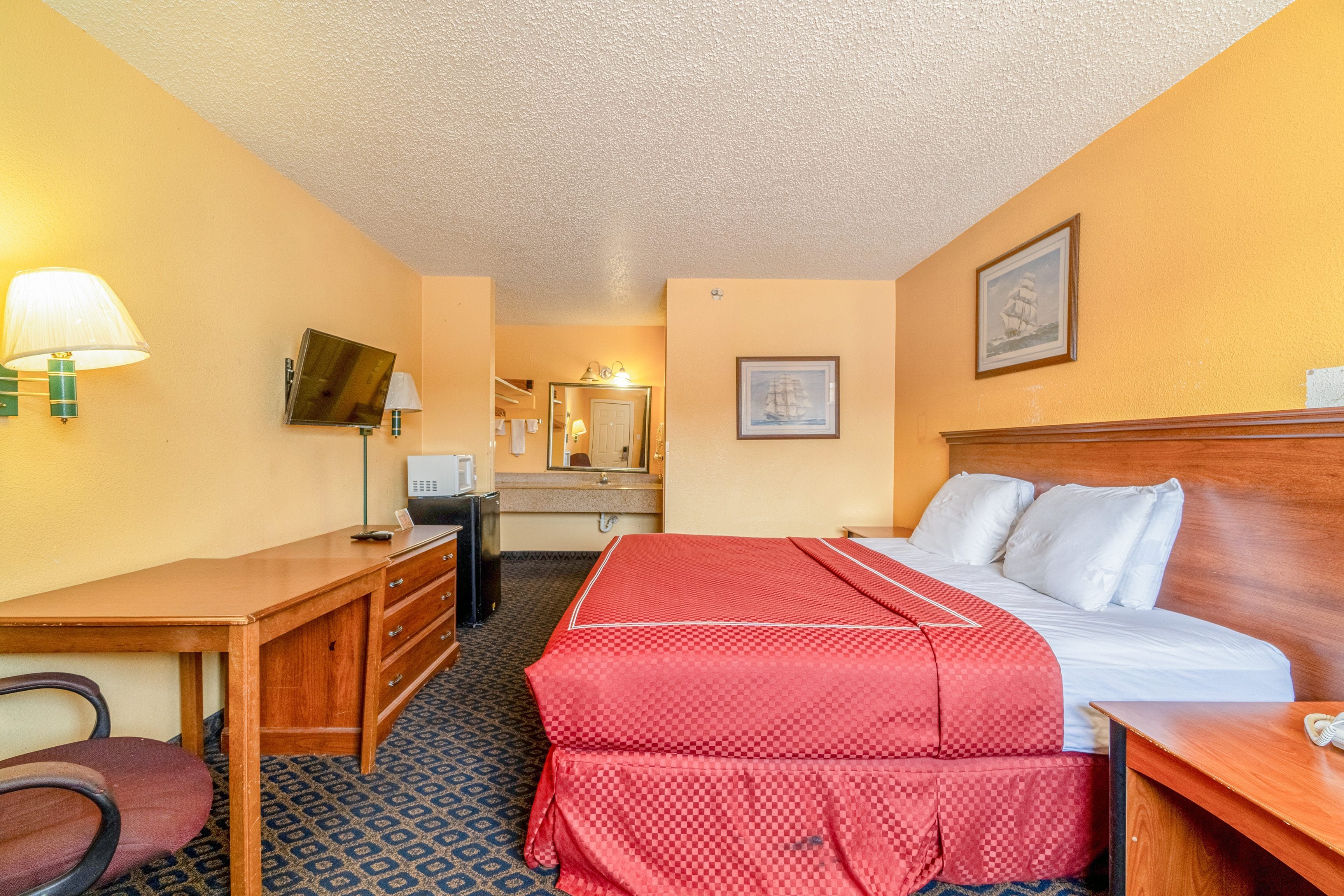 OYO Budget Inn Falfurrias Hwy 281 12/50