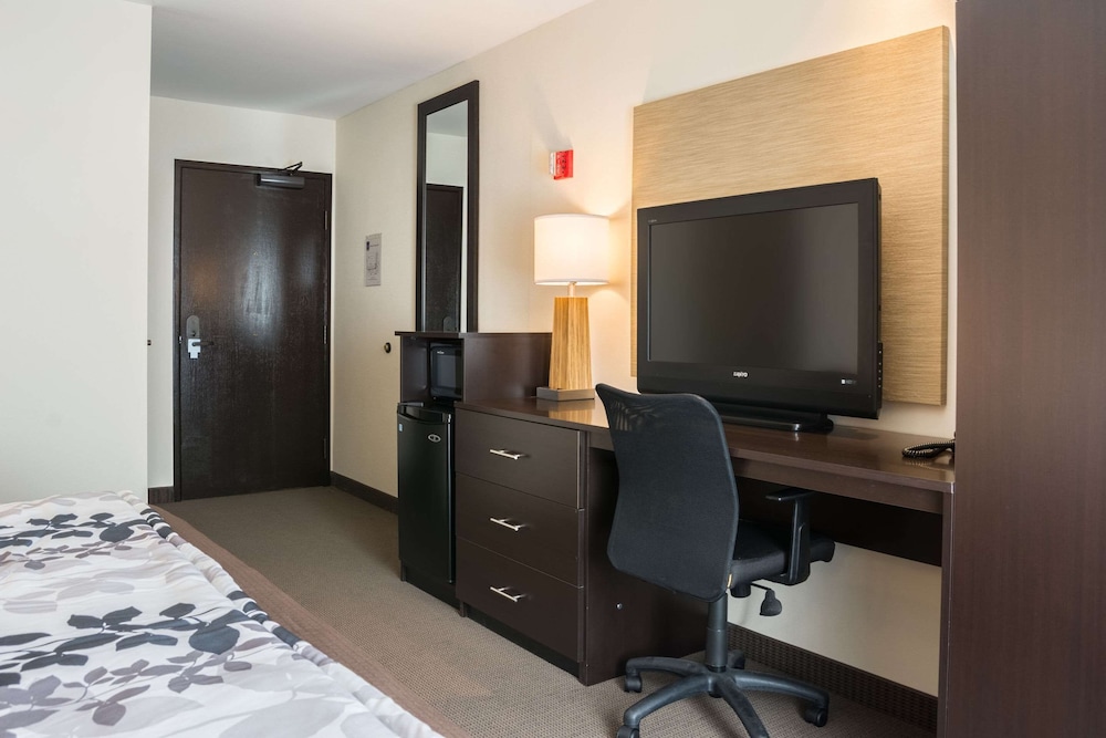 Sleep Inn Bend Crossroads Plaza 45/56
