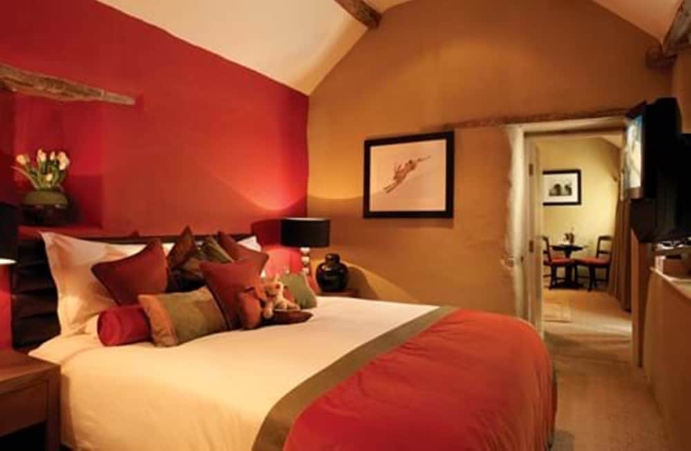 Feversham Arms Hotel Verbena Spa 26/75