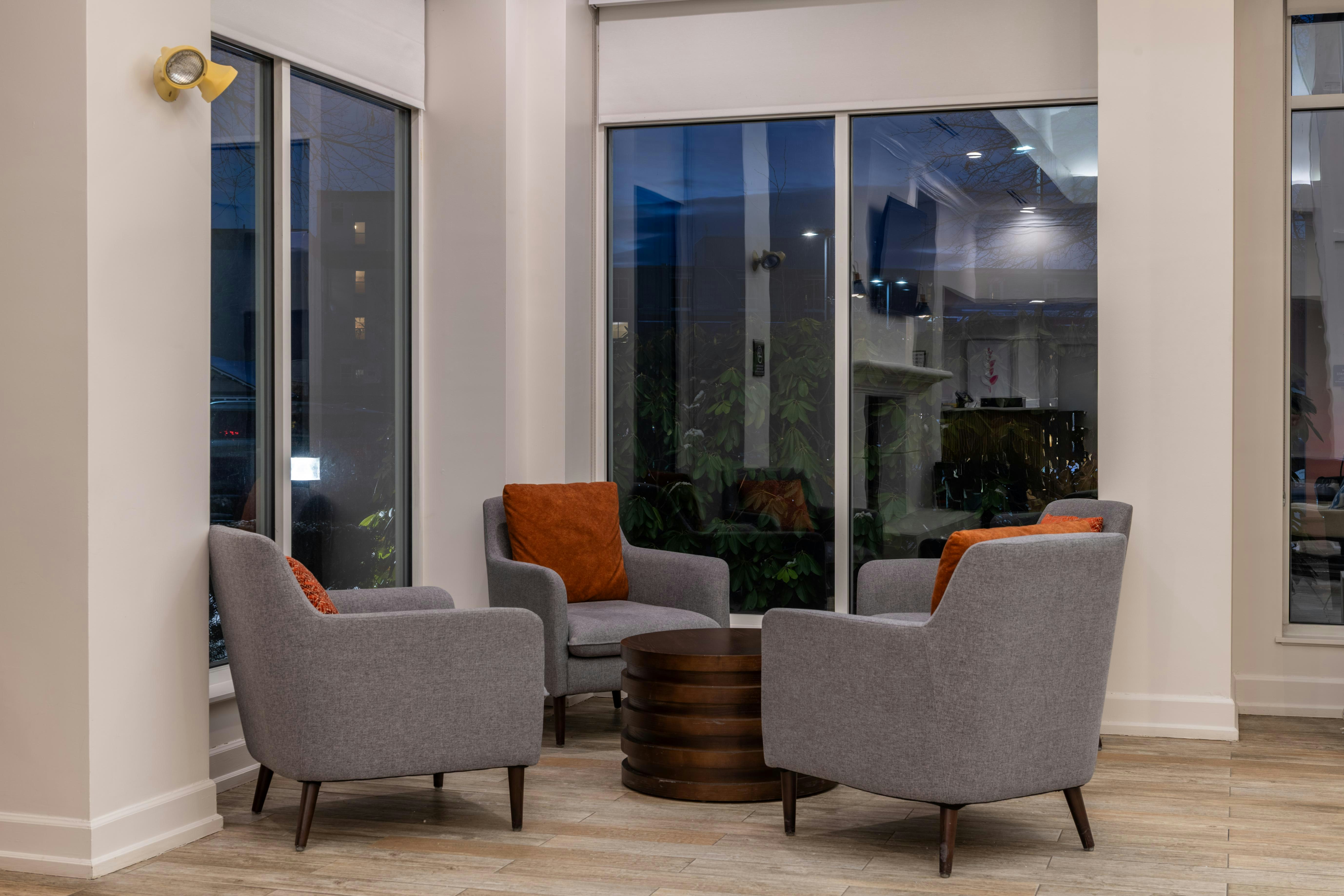 Hilton Garden Inn Auburn Riverwatch 27/50