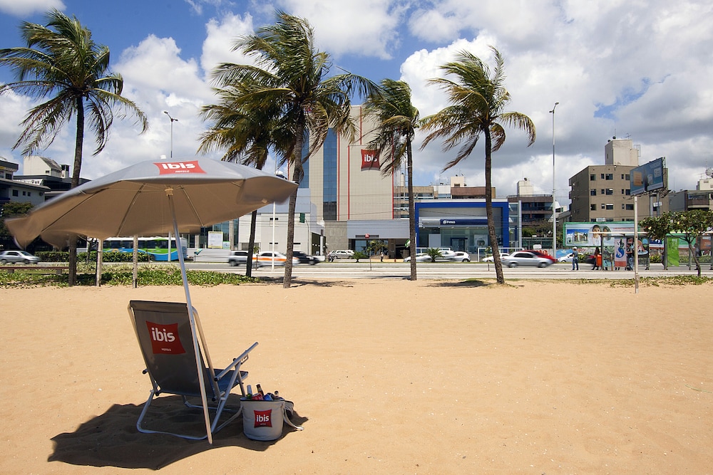 Ibis Vitoria Praia De Camburi 45/48