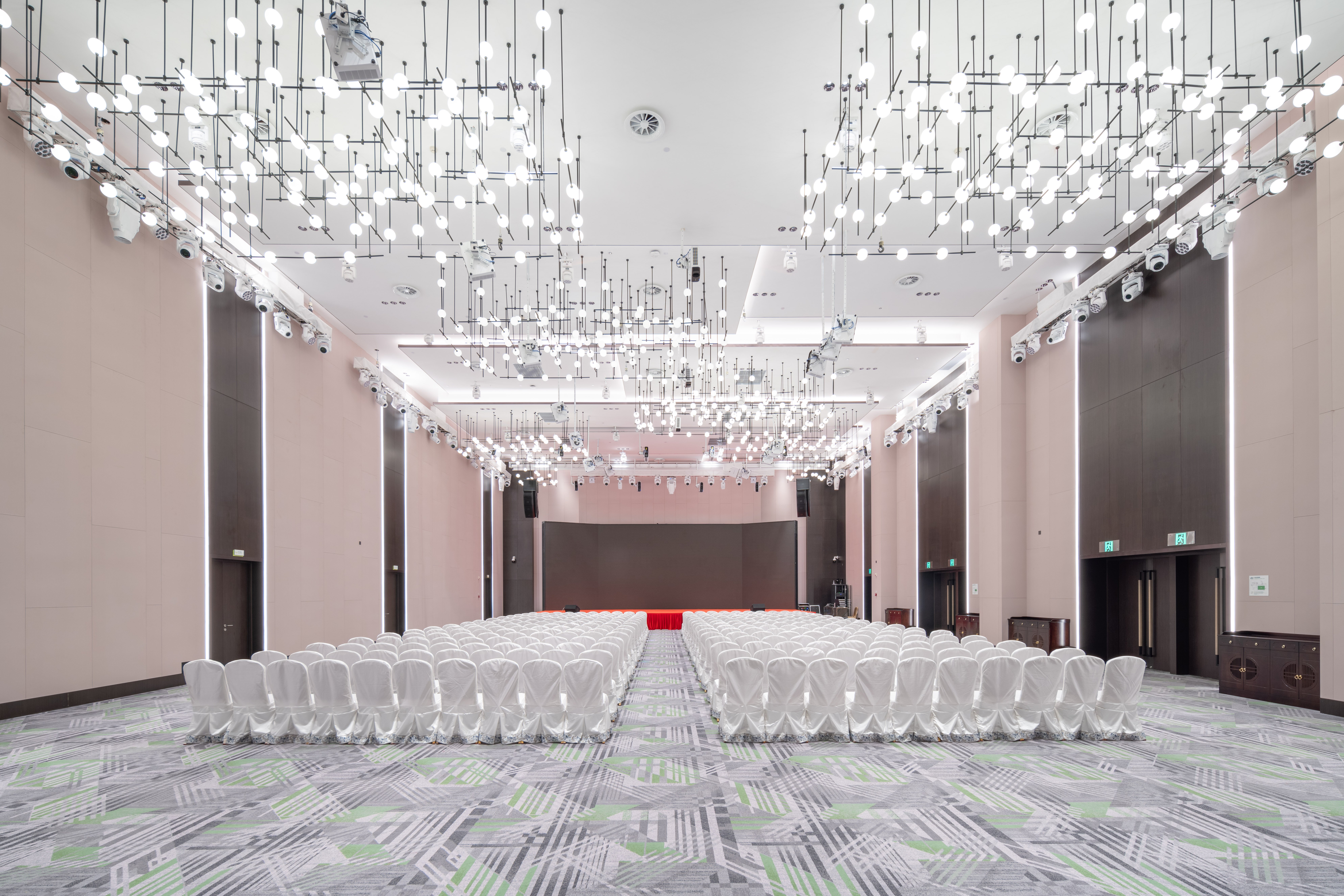 Holiday Inn Taiyuan Sunshine 10/51