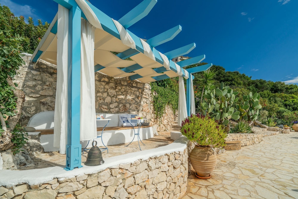 Askos Villa 7/35
