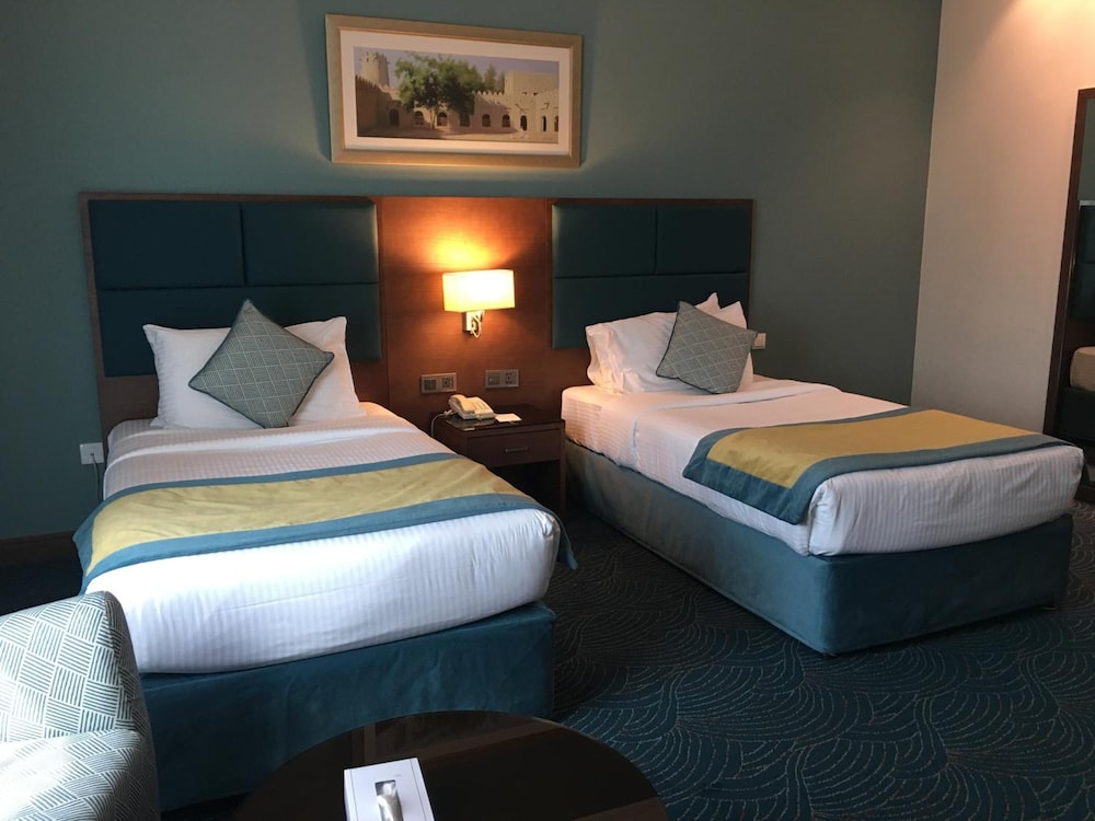 DoubleTree by Hilton Dubai Port Saeed. 20/65