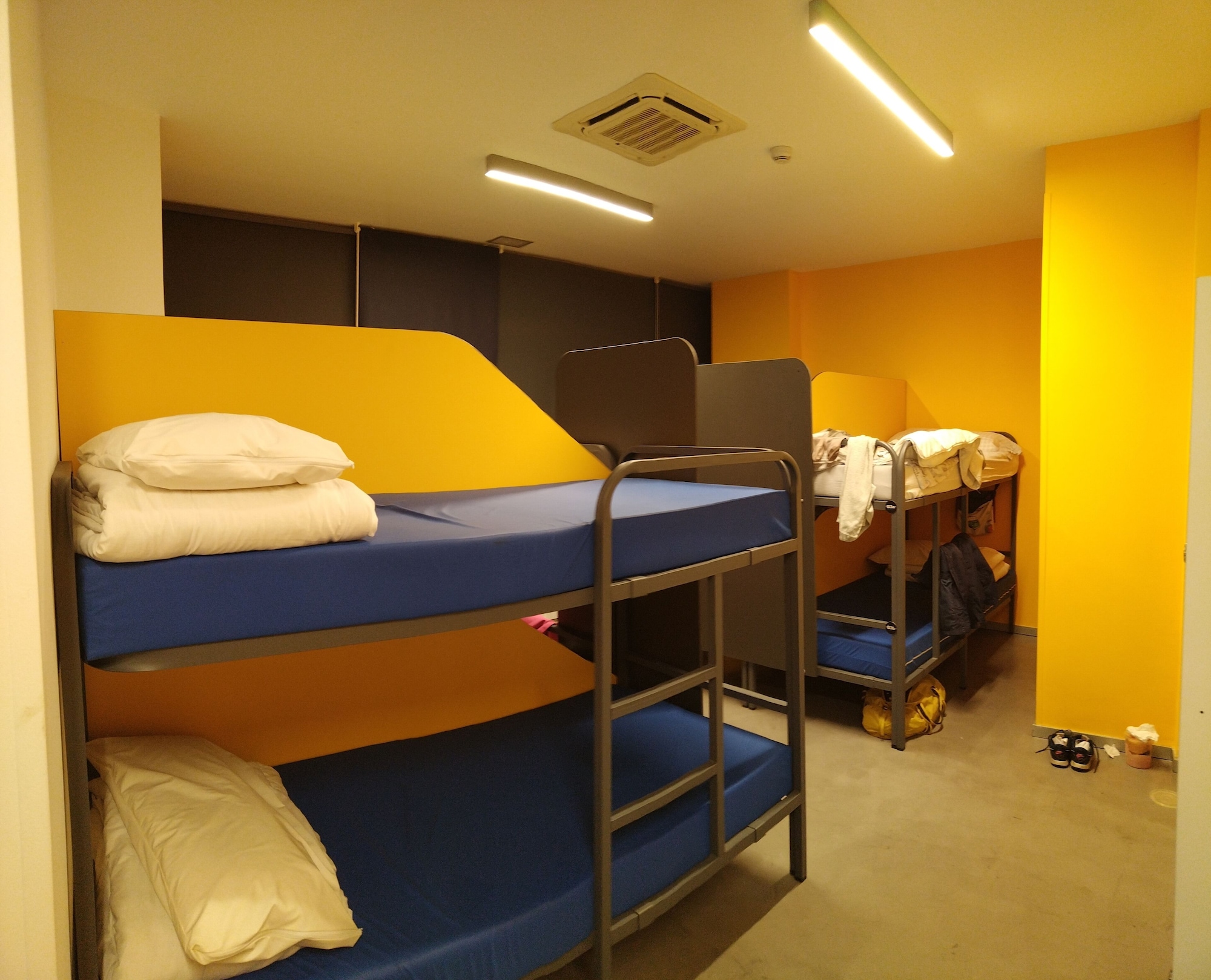 FEMALE DORM, FEMALE ONLY, STANDARD, CITY VIEW, SHARED BATHROOM