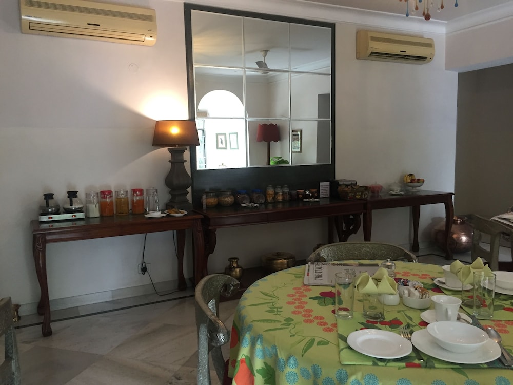 BARWARA KOTHI 34/49