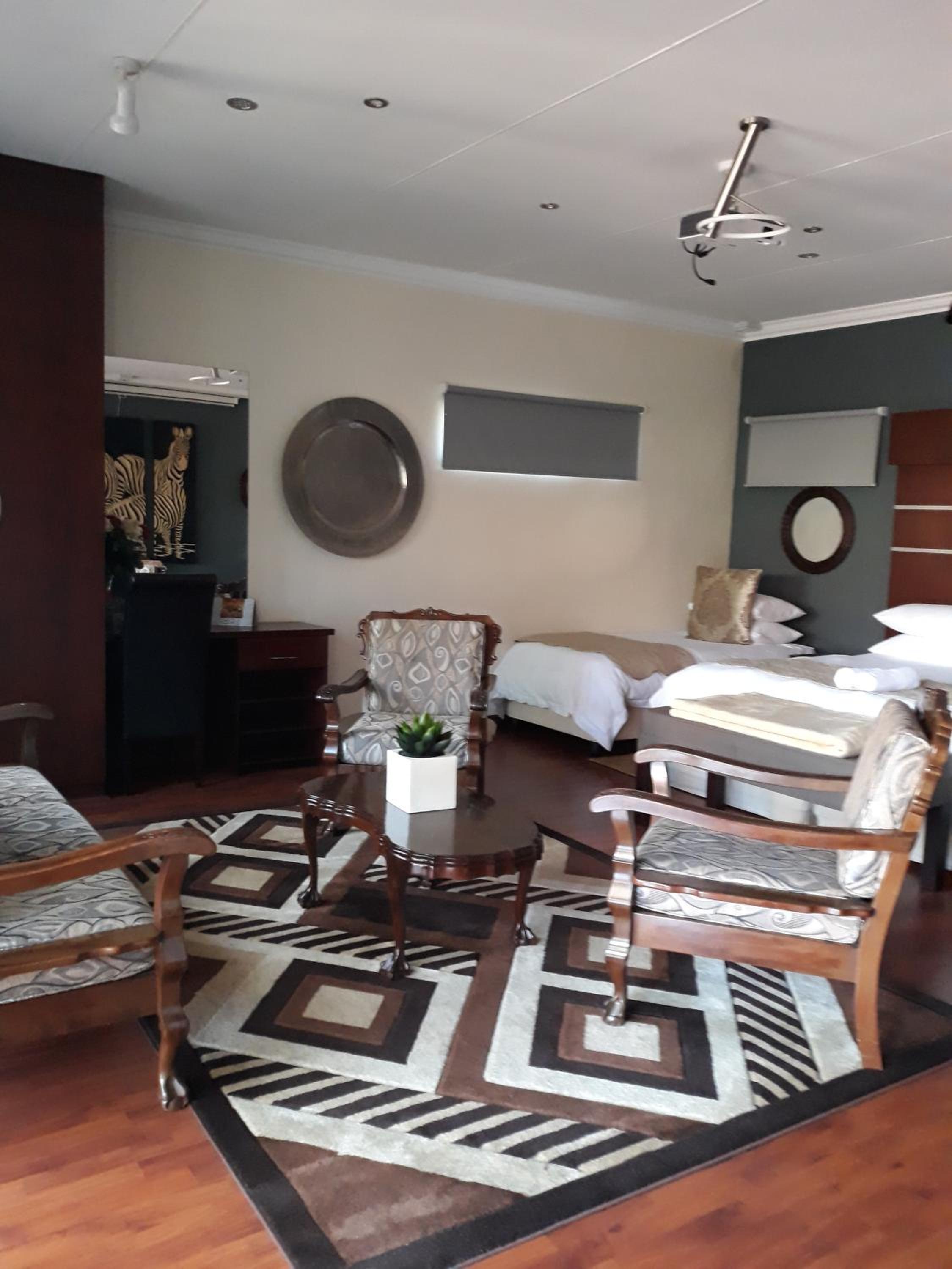 Aalwyns Guesthouse 7/14