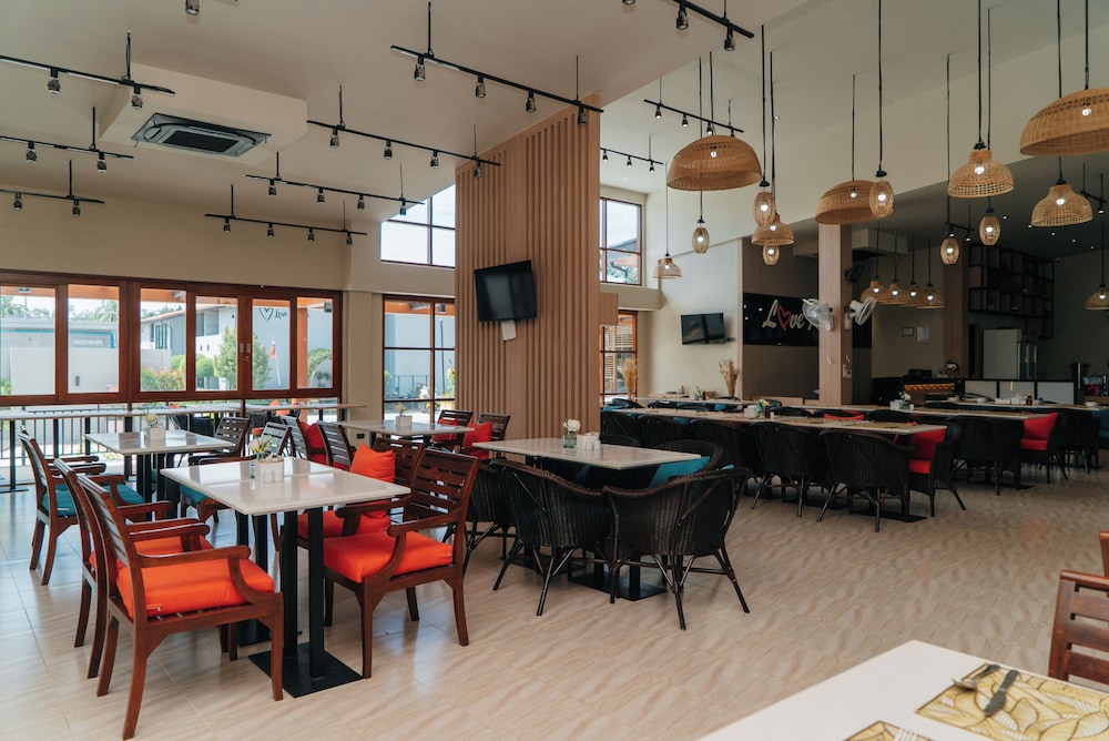 Rawai Vip Villas Kids Park And Spa 76/87