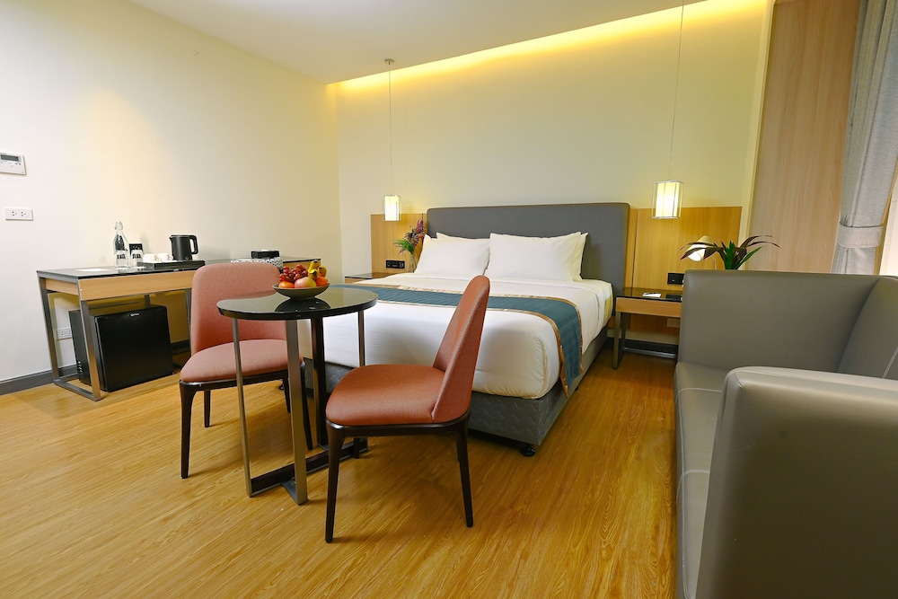 Ardenhills Suites 12/41