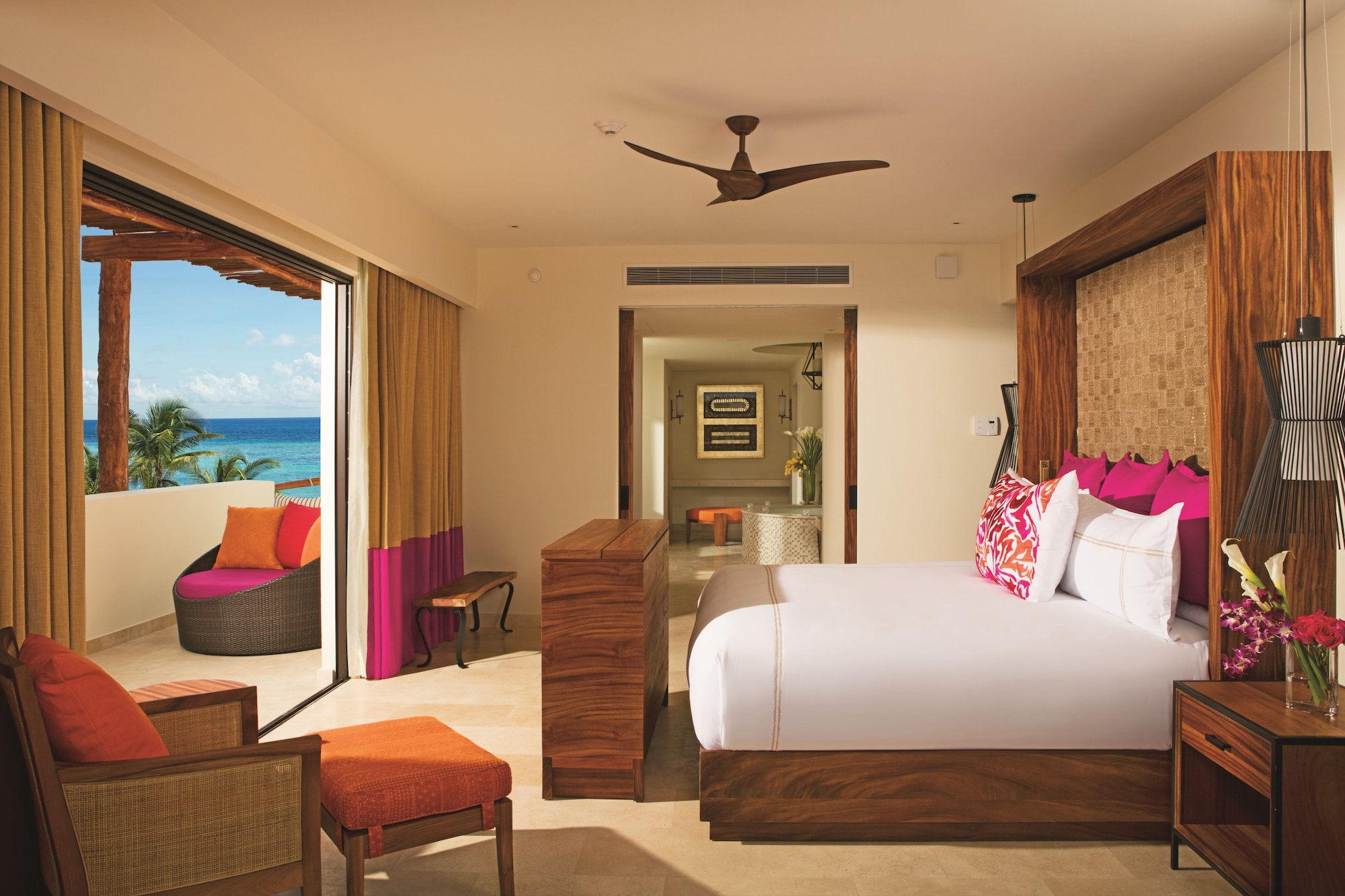 Swim Out, Master, Romance, Suite, King Bed