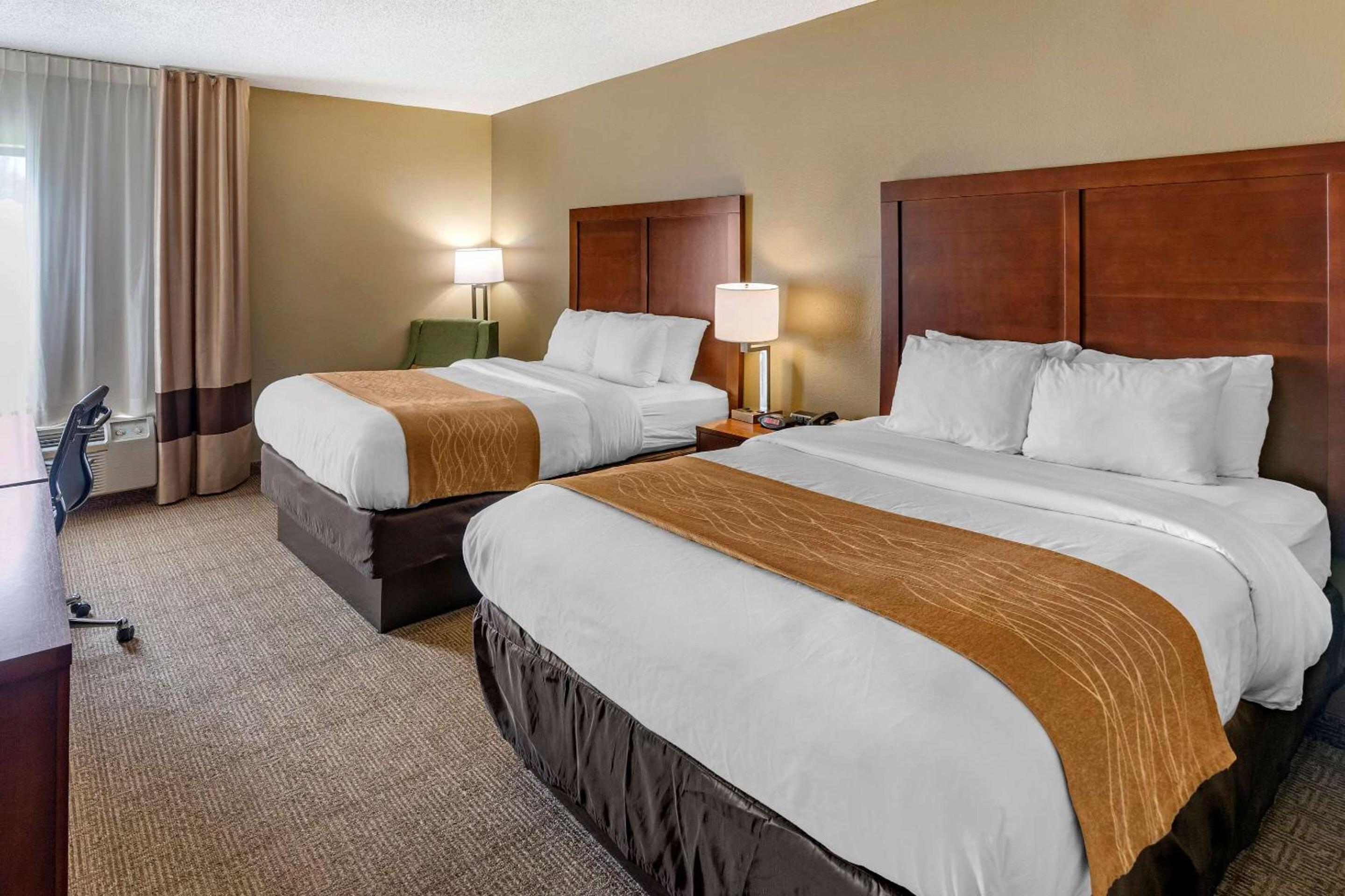 Superior, 2 Queen Beds