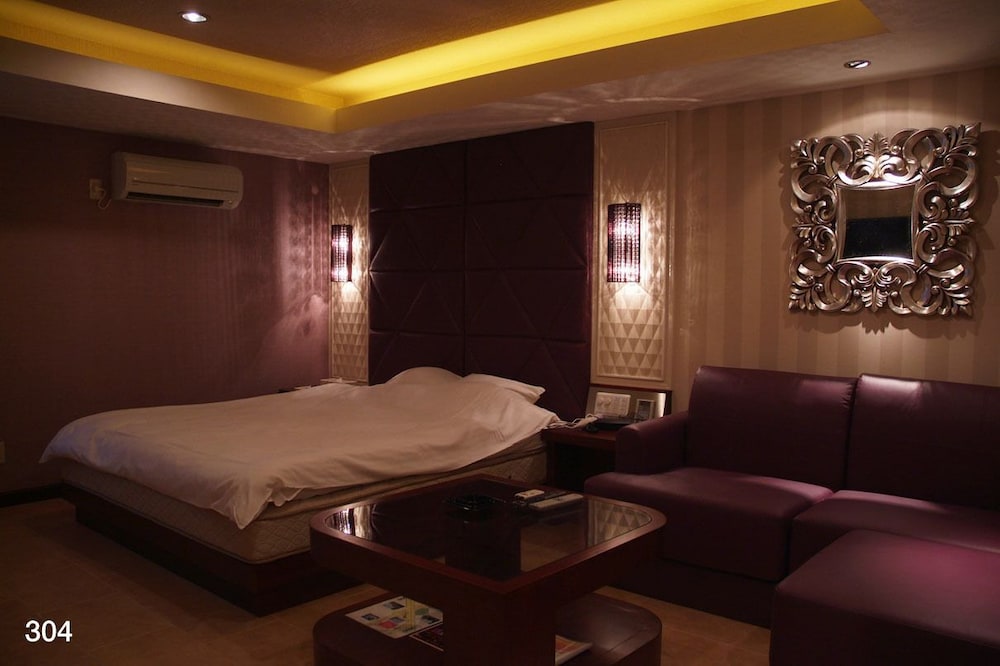 Hotel Mint -Adults Only 38/58
