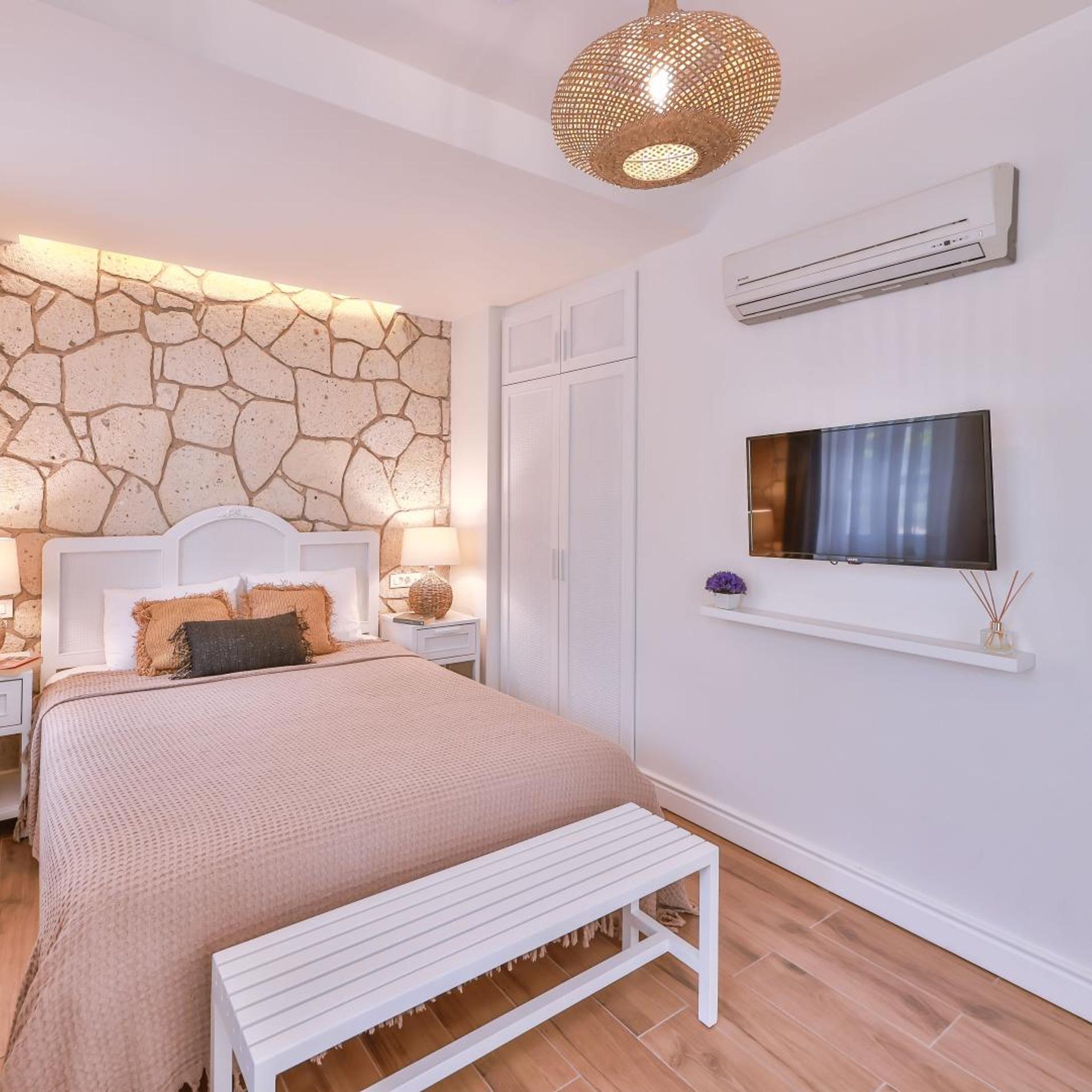 غرفة بسرير كوين بإطلالة على الحديقة، Alacati Balbadem Hotel 2/10