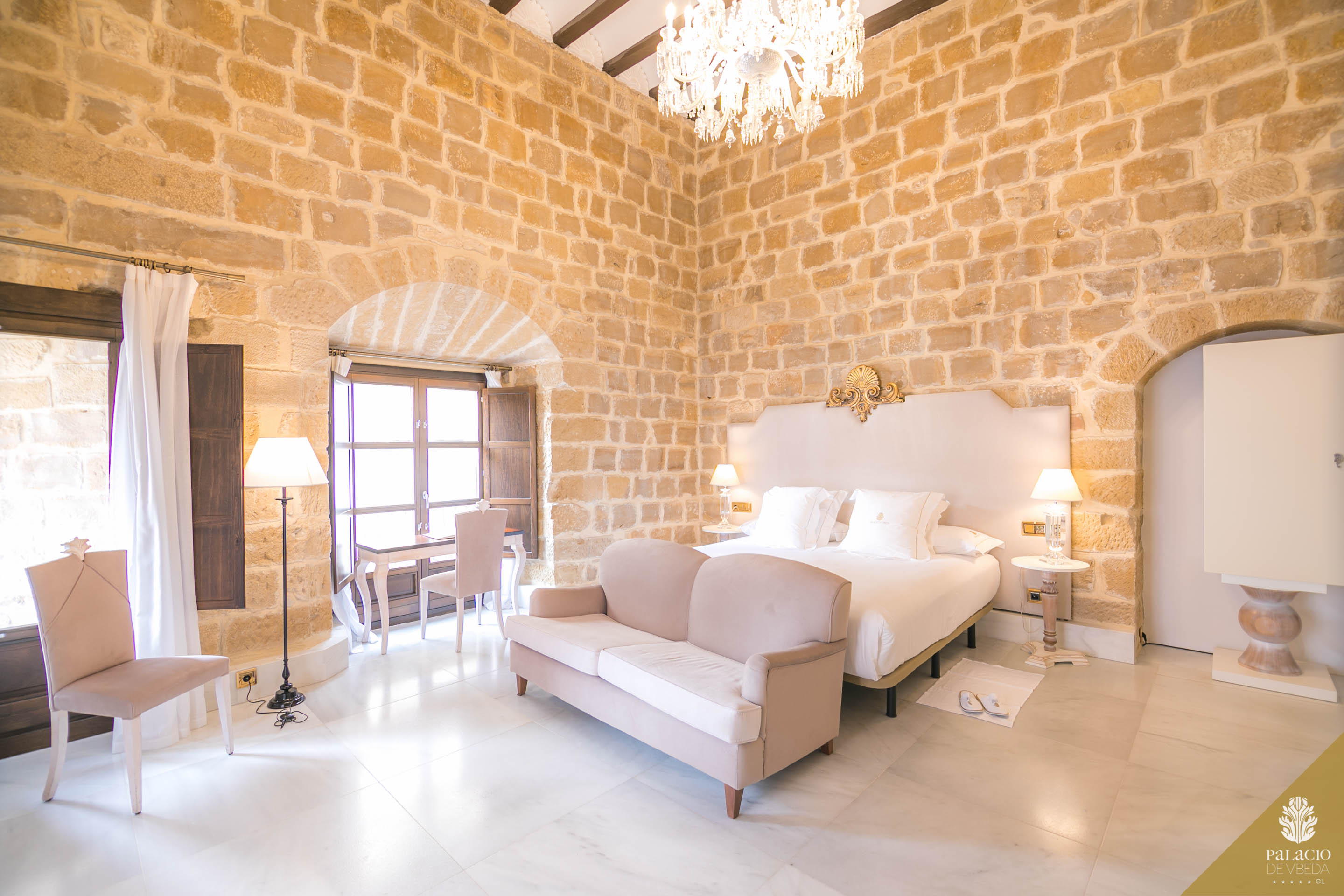 Luxury, Suite