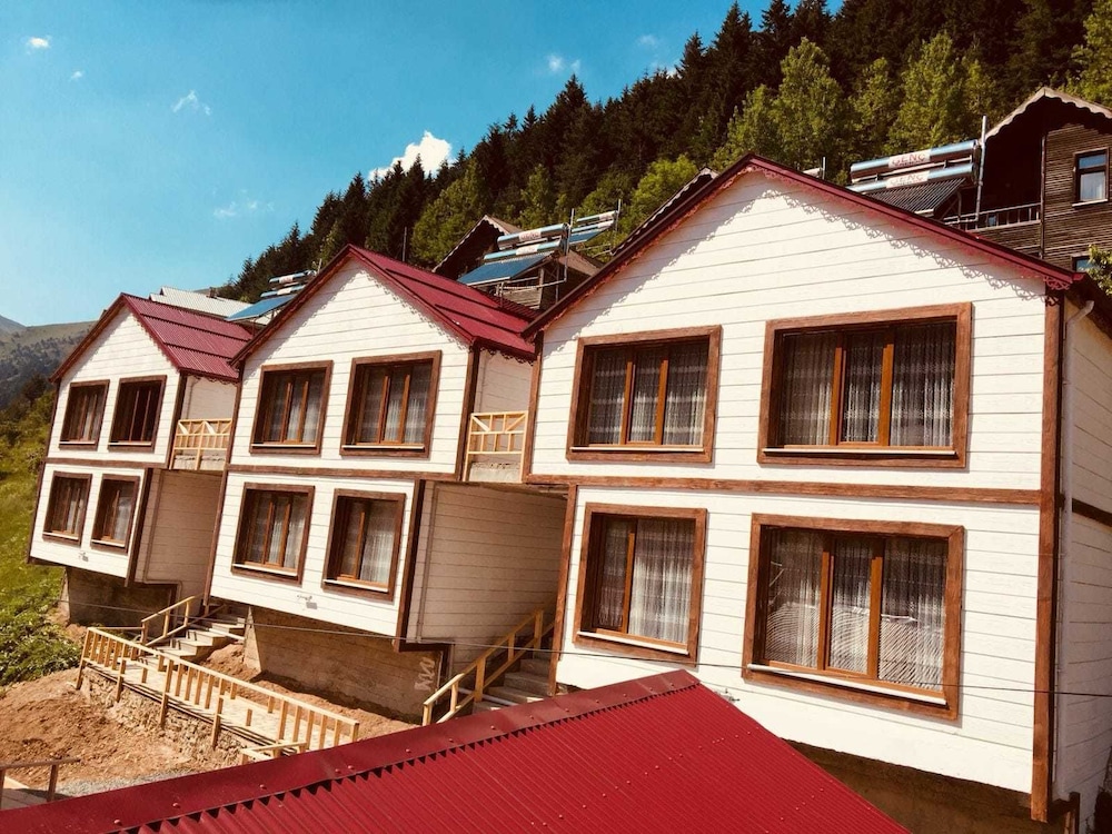 Pervanoglu Dinlenme Tesisi Motel 2/22