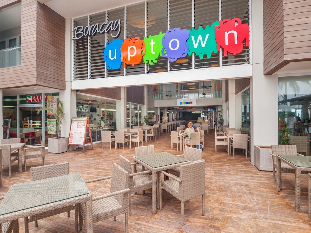 Boracay Uptown 34/43