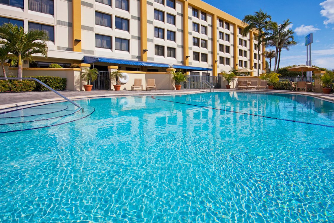 Holiday Inn Express Hotel And Suites Miami Hialeah Miami Lakes 4/51