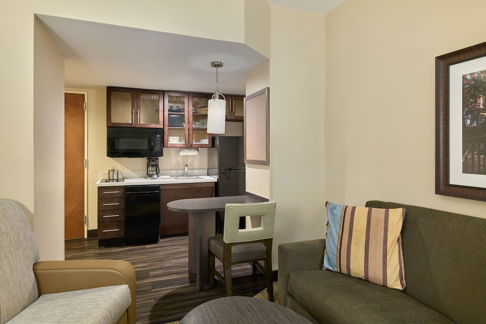 Candlewood Suites New York City- Times Square 33/50