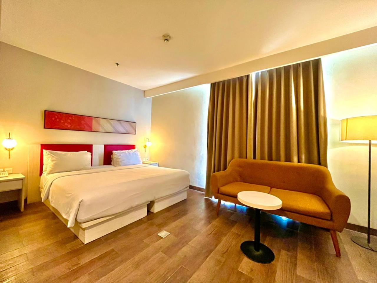 Hollywood, Executive, 2 Double Beds
