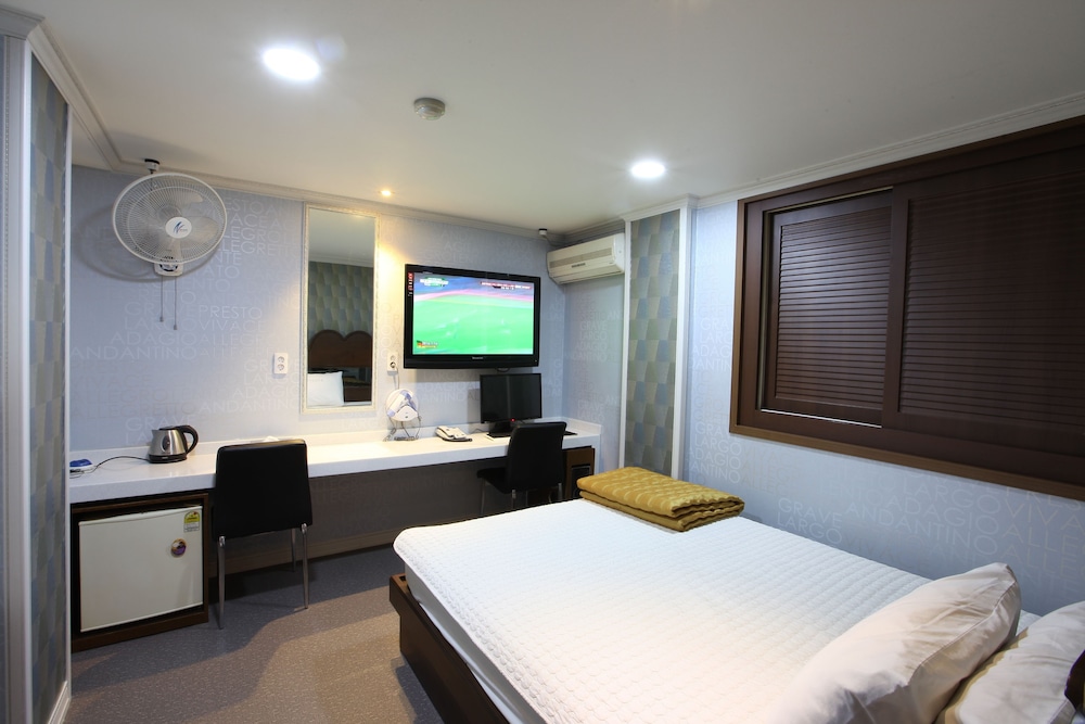 Top Motel 13/50