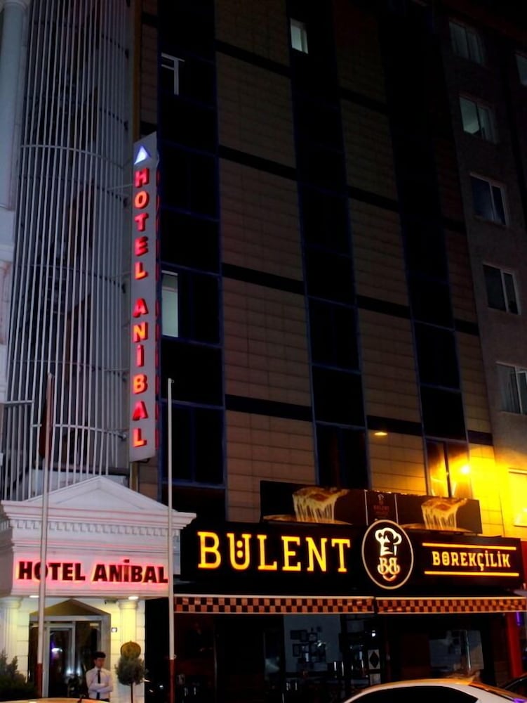 Anibal Hotel 2/38