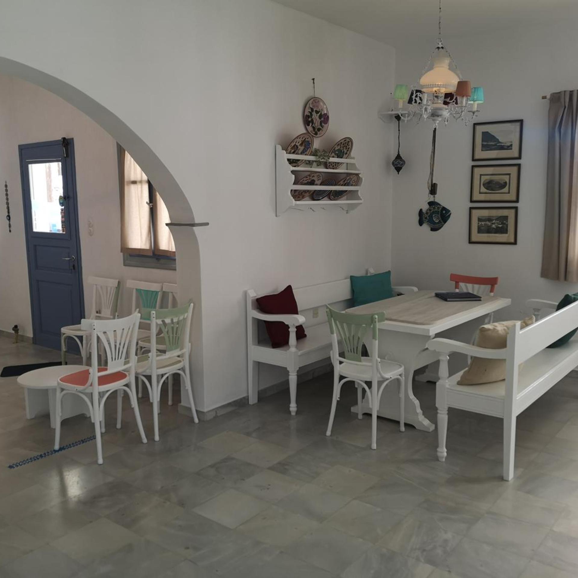 Aeolos Apartments 40/60