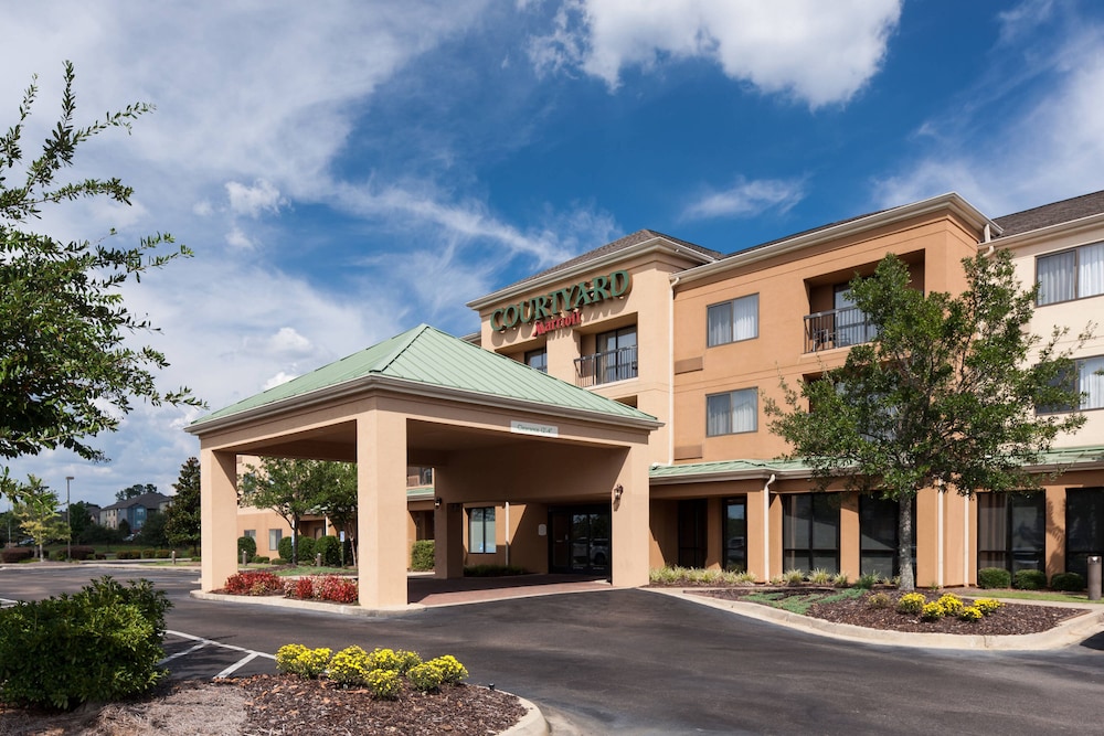 Courtyard by Marriott Hattiesburg 1/42