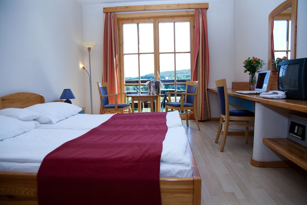 Petnehazy Aparthotel 8/60
