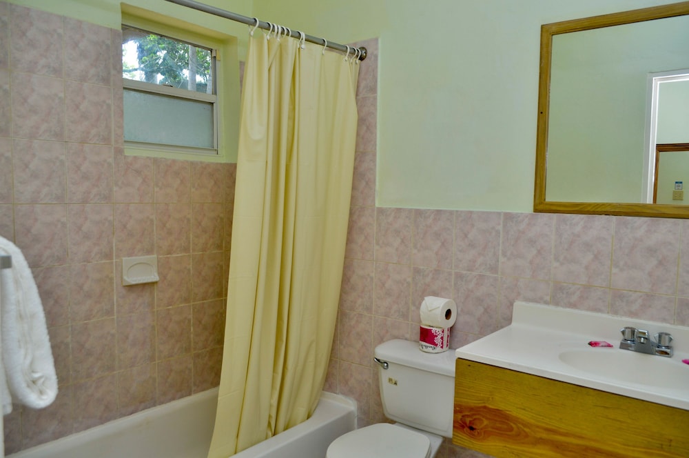 Fun Holiday Beach Resort 28/73