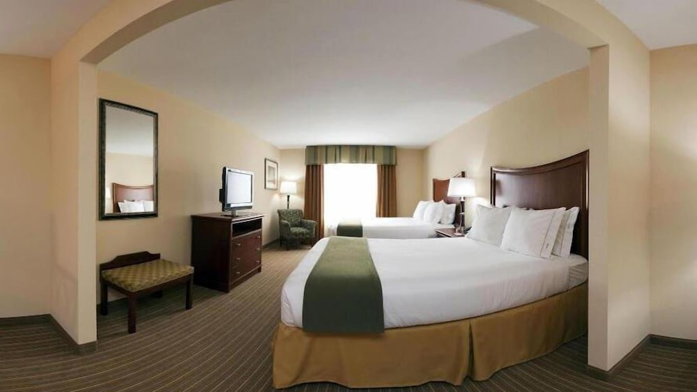 Holiday Inn Express Suites Portland 14/48