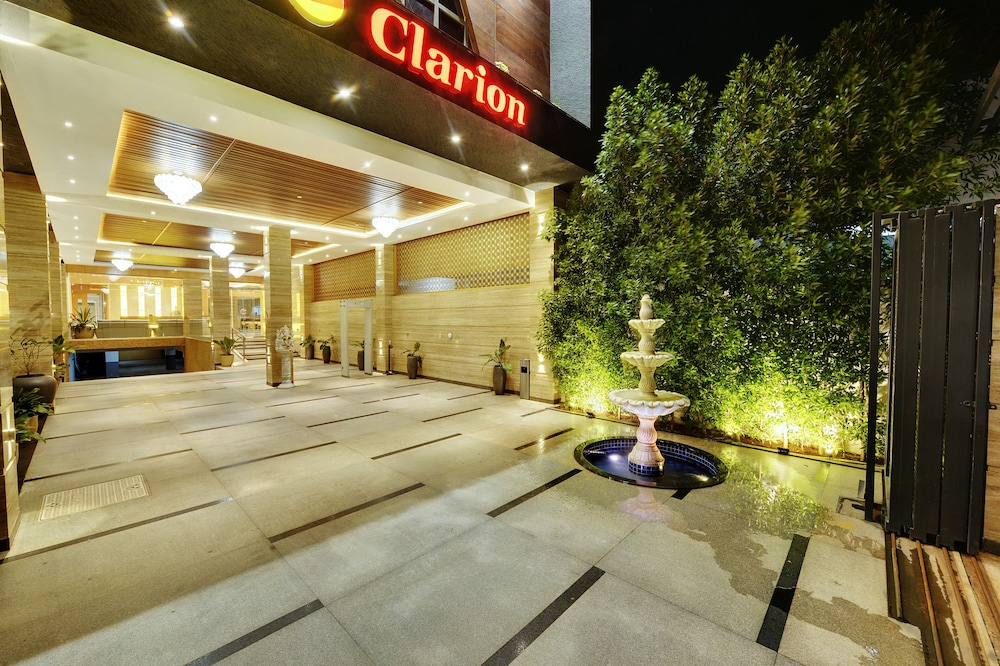 Clarion Bangalore 33/40