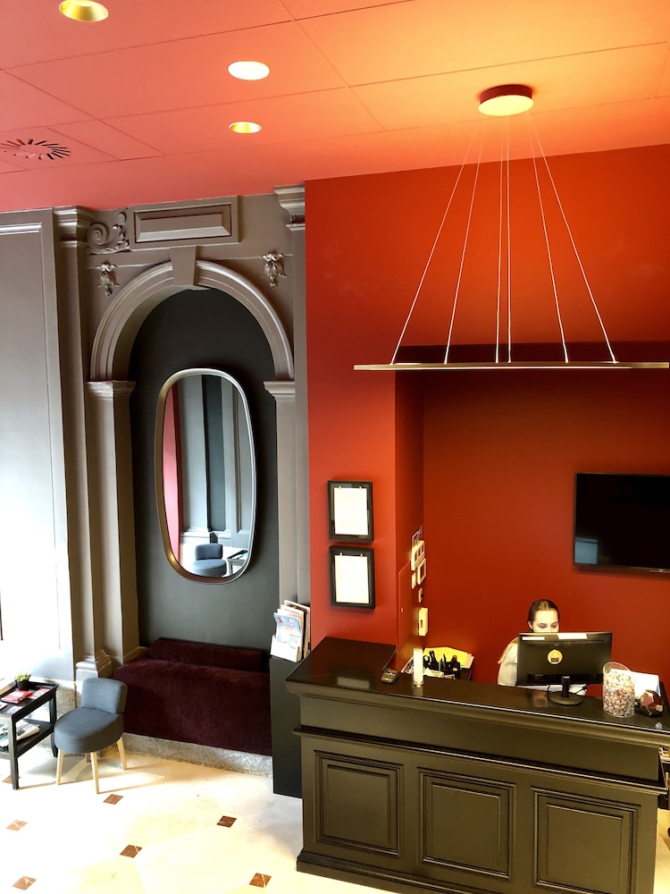 Mercure Rennes Place Bretagne 10/68